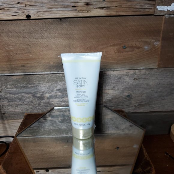 Limited-Edition Fresh Waterlily Satin Body Revitalizing Shea Scrub - Mary Kay - Picture 6 of 6